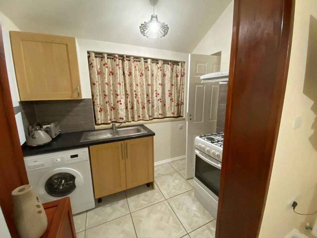 Family Studio in Blackbird Leys, Oxford