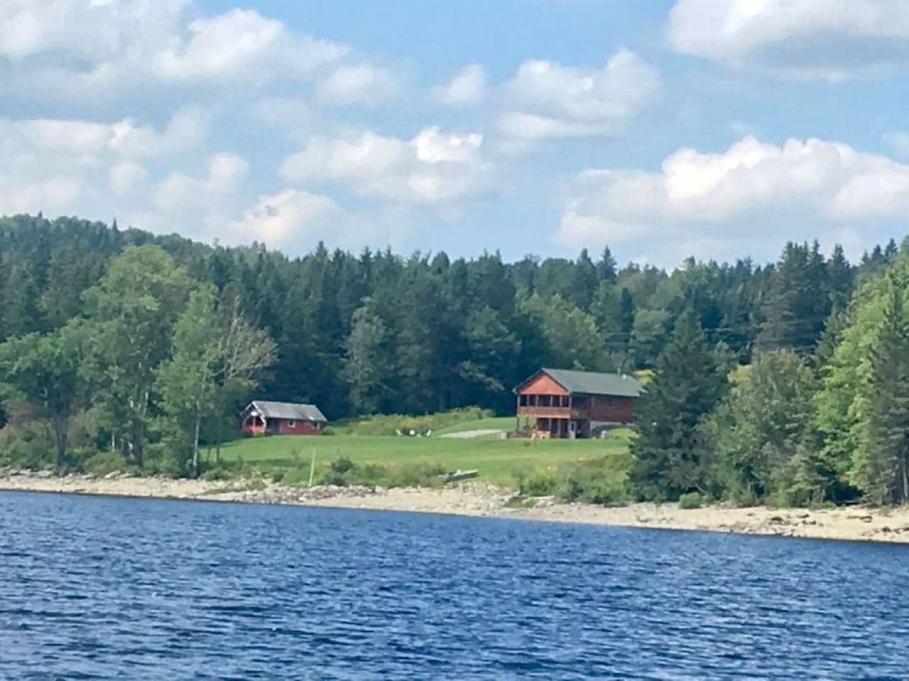 Snowmobile, Hunting, Ice Fishing, in Pittsburg (NH), Coös County