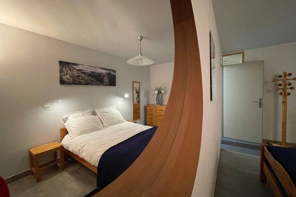 Apartamento entero, At the foot of the major ski resorts: 3-room apartment. in Sainte-Foy-Tarentaise, Albertville region
