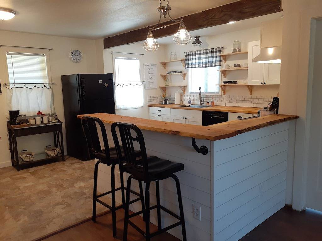 Hometown Fave - Spacious 2-Bdrm Cottage Near Downtown Albany & Close to Osu in Albany (OR), Linn County