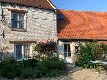 Gîte pour 3 personnes, avec vue et terrasse à Cressonsacq