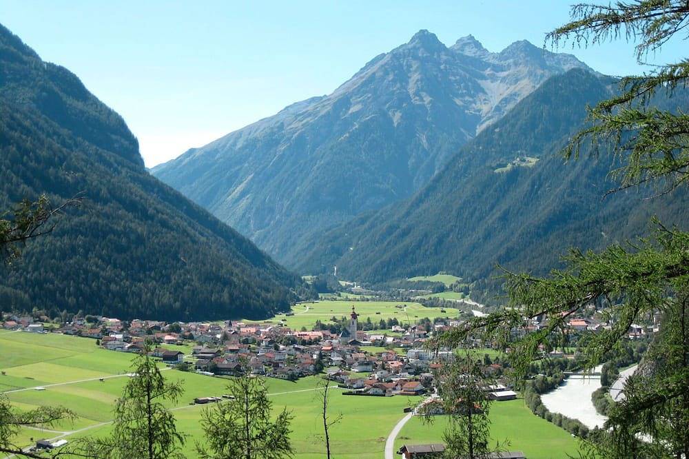 Ganze Wohnung, Gemütliche Wohnung für 8 Leute mit W-Lan, Tv, Terrasse und Haustiere erlaubt in Nauderer Berge, Pfunds