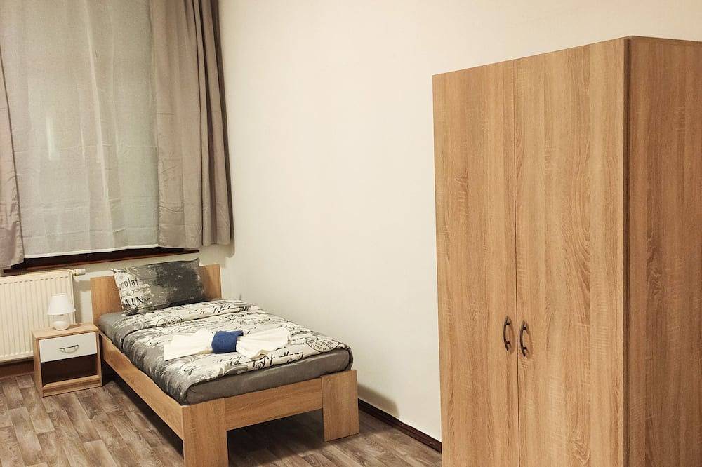 Ganze Wohnung, Dimitrov Ferien- und Monteurswohnungen in Crimmitschau, Chemnitz und Umgebung
