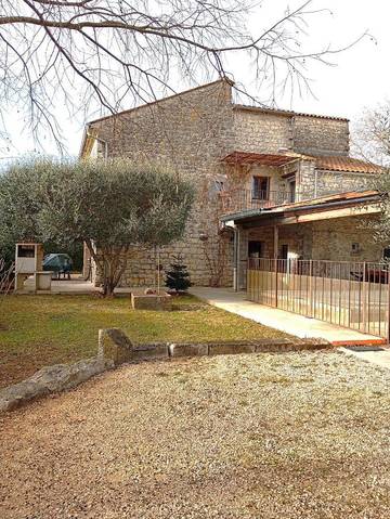 Cottage pour 14 personnes, avec piscine ainsi que jacuzzi et jardin à Chandolas
