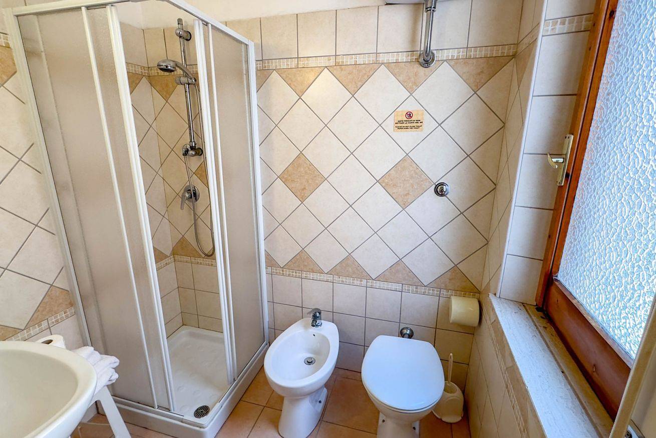 Entire apartment, Su Recreu 'E Mare 203 - Double room in Bosa Marina, Planargia