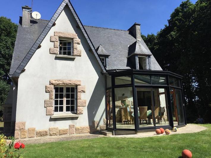 Location de vacances pour 12 personnes, avec Terrasse et Jardin à Plourin-lès-Morlaix
