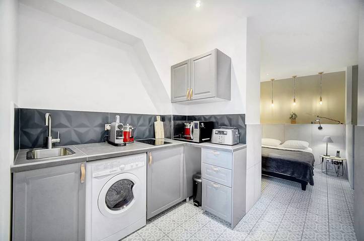 Gîte pour 2 personnes, avec terrasse dans Cinema Les Arcades Ales - 4