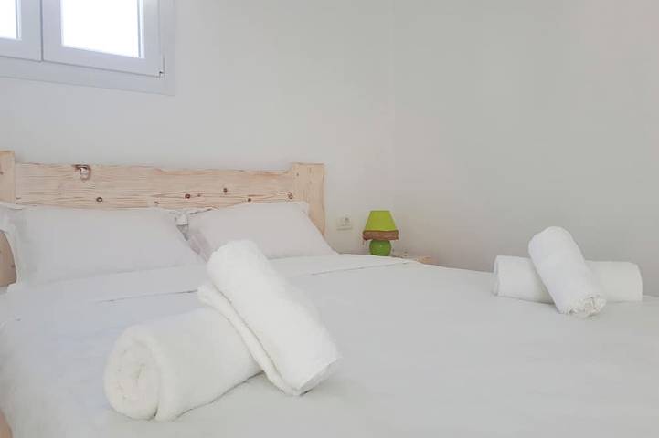 Almond Deluxe Suite with Pool in Santorini