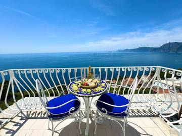 Villa pour 4 personnes, avec balcon et vue sur la Côte Amalfitaine