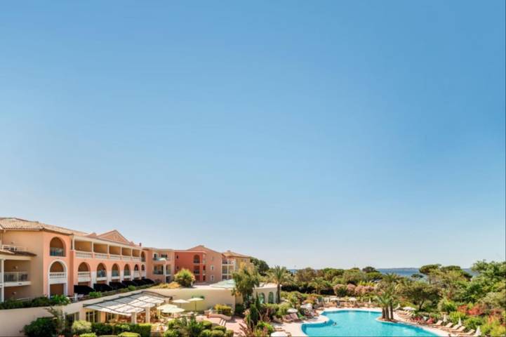 Gîte pour 4 personnes, avec piscine, animaux acceptés dans Plage de la Garonnette - 4