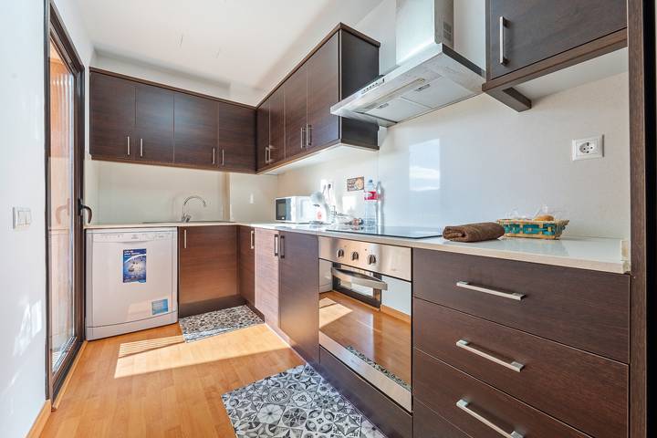 Apartamento entero, Apartamento 'Ángel' con terraza privada, Wi-Fi y aire acondicionado in Vinebre, Tierras del Ebro
