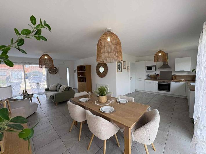 Location de vacances pour 6 personnes, avec terrasse à Biville-sur-Mer - 2