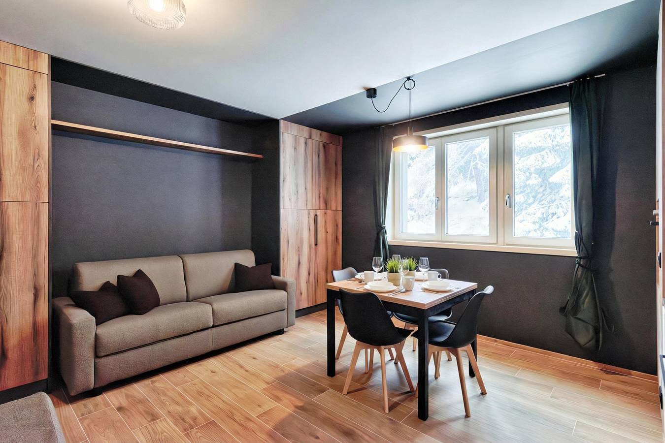 Apartamento entero, Casa del Colle Studio E3 Ski Base for 2 in Sestriere, Via Lattea