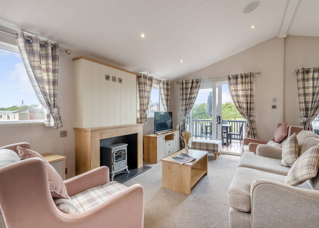 Deluxe Lodge with parking, ensuite & decking in California (Great Yarmouth), Great Yarmouth