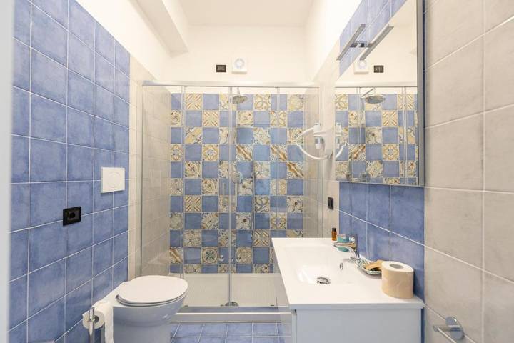 Chambre d’hôte pour 2 personnes, avec vue ainsi que jardin et piscine, animaux acceptés à Campagna - 2