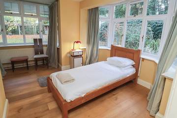 Log Cabin for 8 People in Wroxham, Norfolk, Photo 4