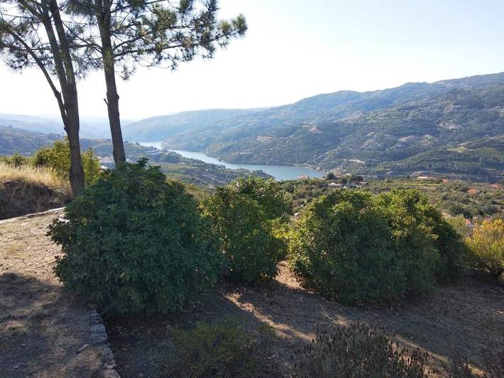 Villa para 4 pessoas, com Varanda e Terraço e ainda Jardim and Vista em Município de Resende