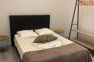 Maison De Vacances pour 12 Personnes dans Sartrouville, Yvelines, Photo 2