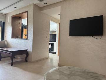 Gîte pour 2 personnes, avec piscine ainsi que vue et balcon dans Dar Bouazza