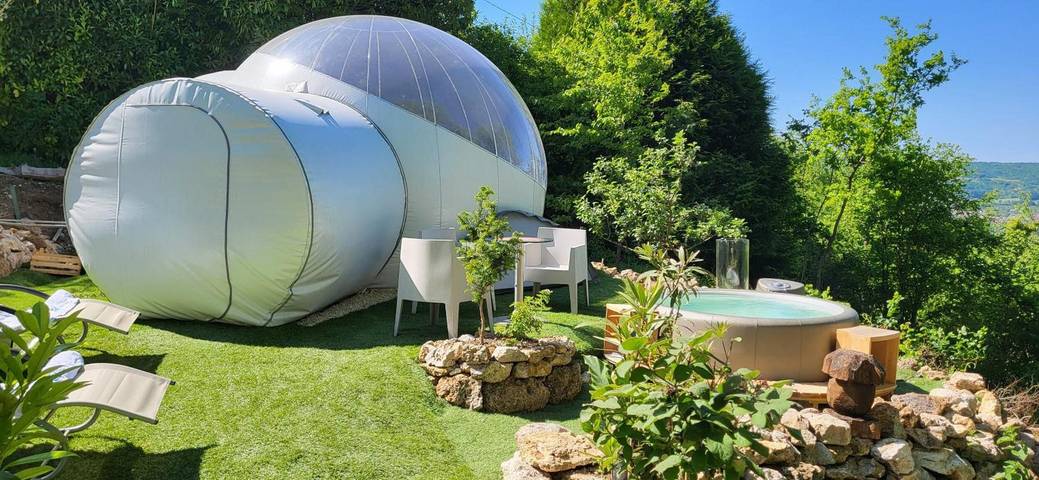 Camping voor 2 personen, with Balkon and Whirlpool as well as Tuin in de Champagne-Ardenne