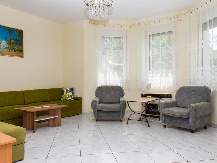 Ferienhaus für 6 Personen, mit Balkon und Terrasse sowie Garten in Balatonmariafürdö - 4