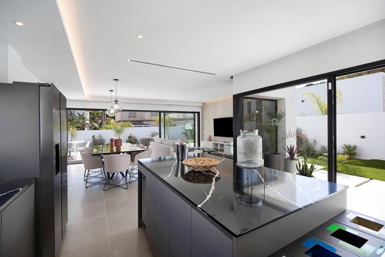 Andrea Sea Villa con piscina privada, gimnasio y Wi-Fi in Sancti Petri, Chiclana de la Frontera