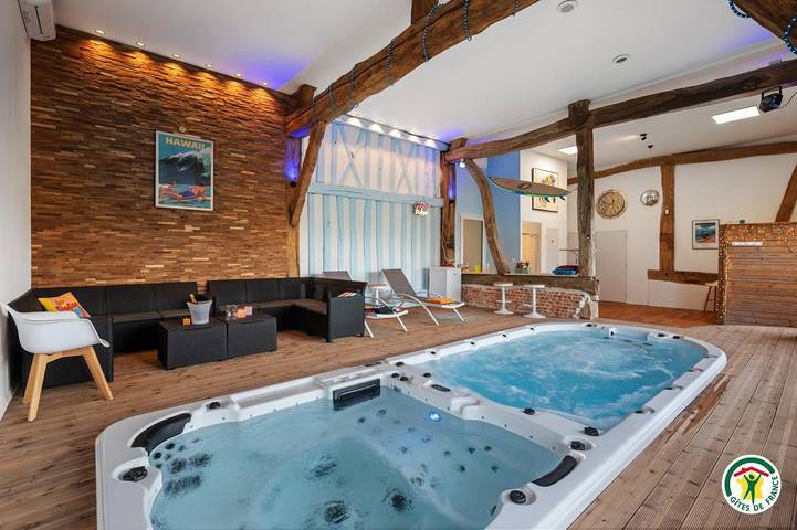 Gîte pour 5 personnes, avec Jacuzzi ainsi que Jardin et Sauna