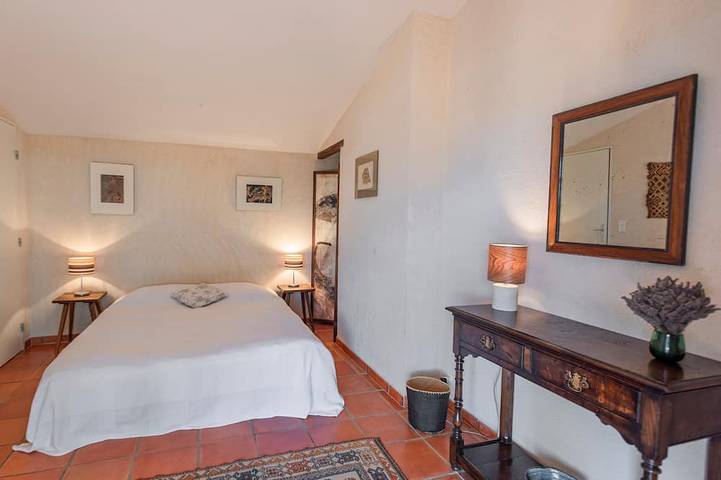 Villa mit schönen Panoramablick und riesen Pool in Aiguines, Brignoles Region