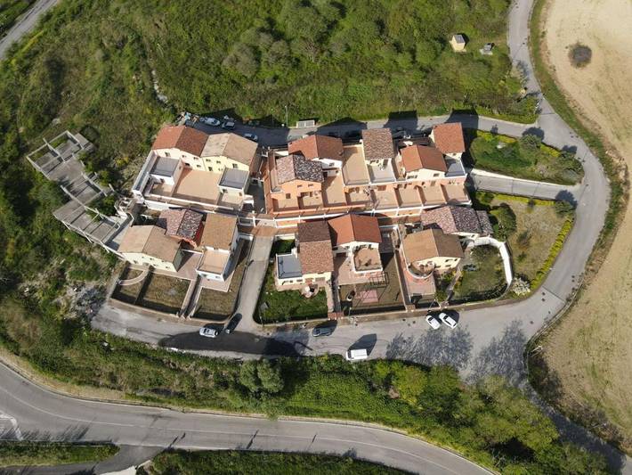 Location de vacances pour 9 personnes, avec jardin ainsi que vue et terrasse à Cupello - 2