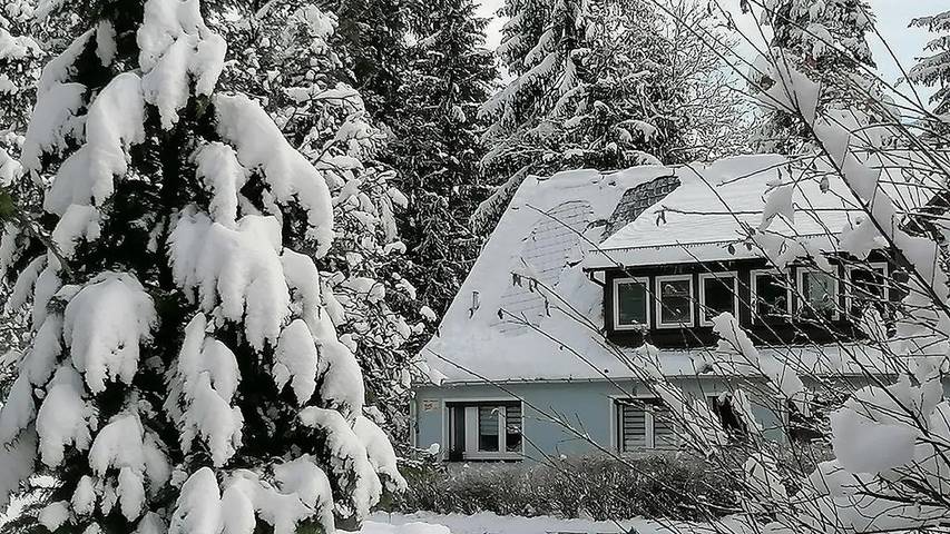 Ferienhaus für 6 Personen, mit Terrasse und Garten in Schneeberg