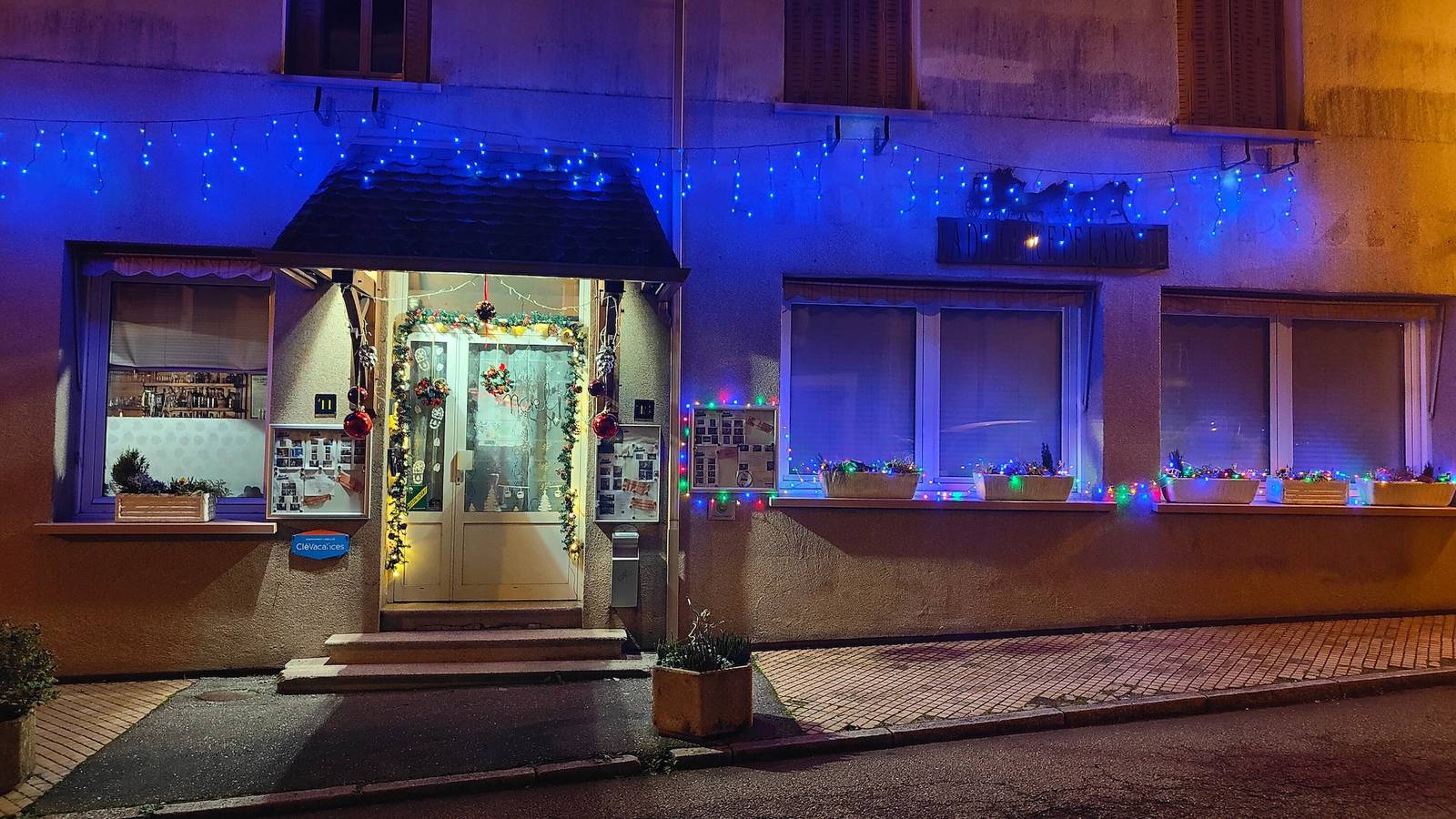 Appartement entier, Appartement 'Meublé T2 - Domaine Du Charme' avec Wi-Fi et climatisation in La Vôge-les-Bains, Région d'Épinal