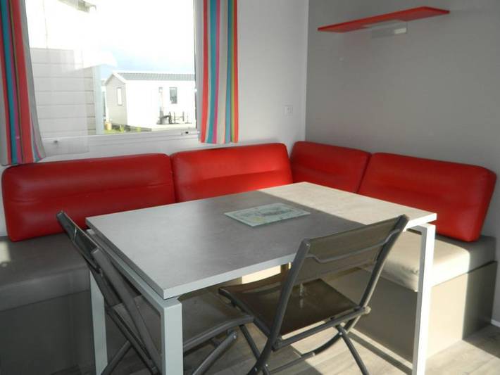 Camping pour 6 personnes, avec terrasse dans Basse-Normandie - 4