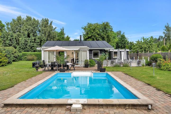 Ferienhaus für 6 Personen, mit Terrasse und Garten - 1