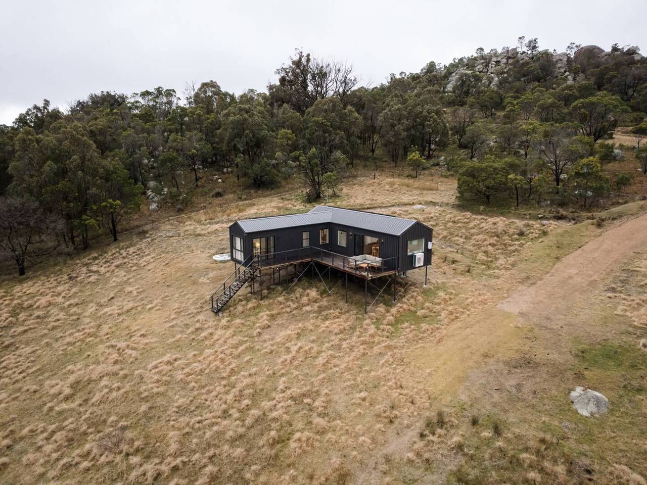 Apartamento entero, Estancia en una granja fuera de la red con vistas panorámicas in Tenterfield, Nueva Gales del Sur