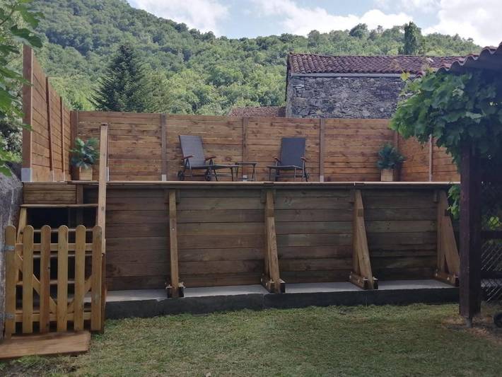 Location de vacances pour 6 personnes, avec Balcon et Terrasse ainsi que Jardin et Piscine dans Izaourt - 3