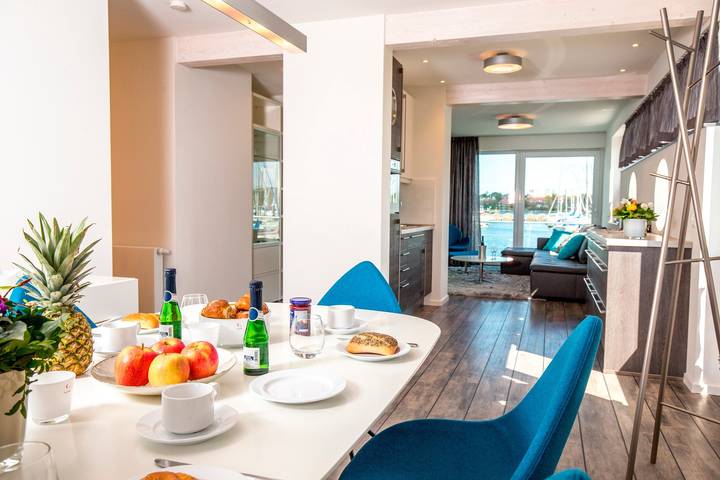 Kyst 54°10 Floating Home 1 in Neustadt in Holstein, Distrito de Holstein Oriental