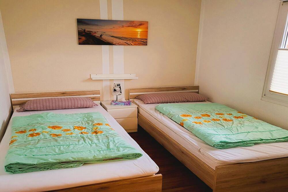 Bungalow nur wenige Schritte vom Meer entfernt in Alt Reddevitz, Mönchgut