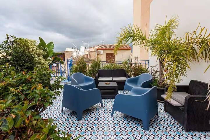 Holiday apartment for 8 people, with balcony - 1