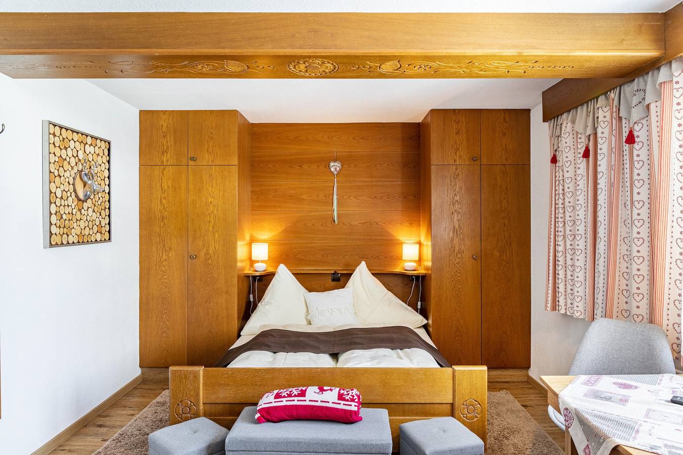 Room '15' with Mountain View, Shared Terrace and Wi-Fi in Nesselwängle, Außerfern