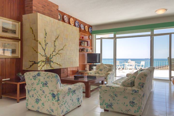 Location de vacances pour 8 personnes, avec jardin et terrasse à Benicasim - 2