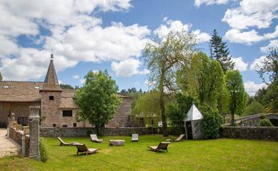 Gîte pour 24 Personnes dans Saint-Amans, Région de Mende, Photo 1