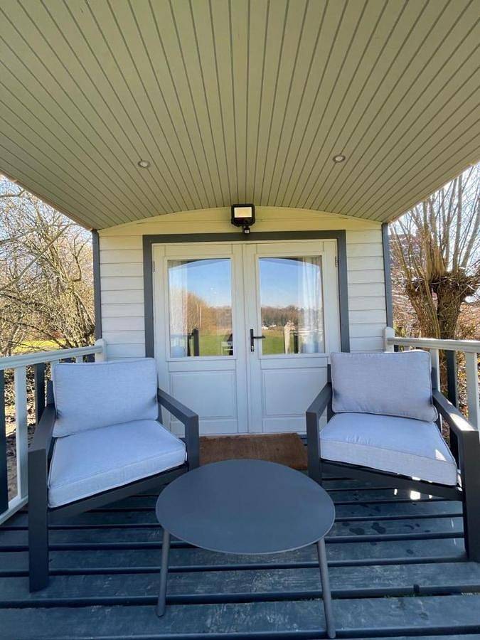 Location de vacances pour 2 personnes, avec jardin à Lasne - 2