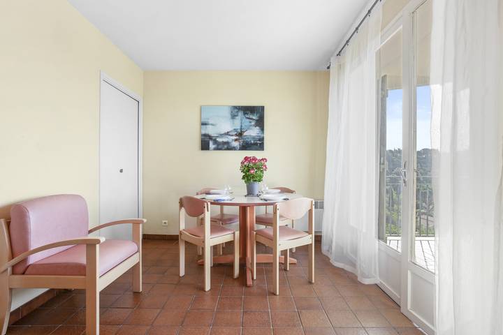 Ferienhaus für 4 Personen, mit Garten und Balkon in Var - 4