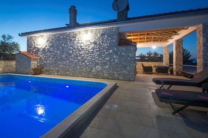 Chalet für 4 Personen, mit Pool und Garten, mit Haustier in Kroatien - 4