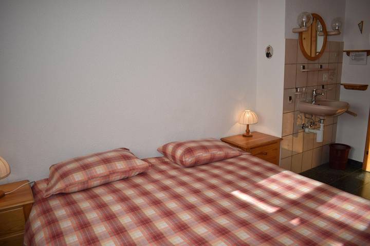 Ganze Wohnung, *** Ferienwohnung Curneglia, Lenzerheide in Vaz/Obervaz, Plessur Alpen