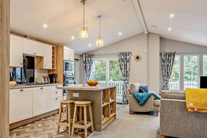 Beach house for 4 people, with garden, with pets on the Isle of Wight
