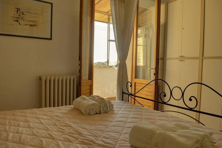 Entire apartment, Palazzo Bonaccorsi in the historic center with panoramic view in Colle di Val d'Elsa, Siena Province