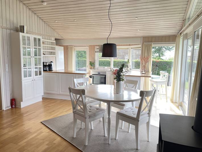 Ferienhaus für 5 Personen, mit Terrasse und Garten sowie Seeblick in As Vig - 2