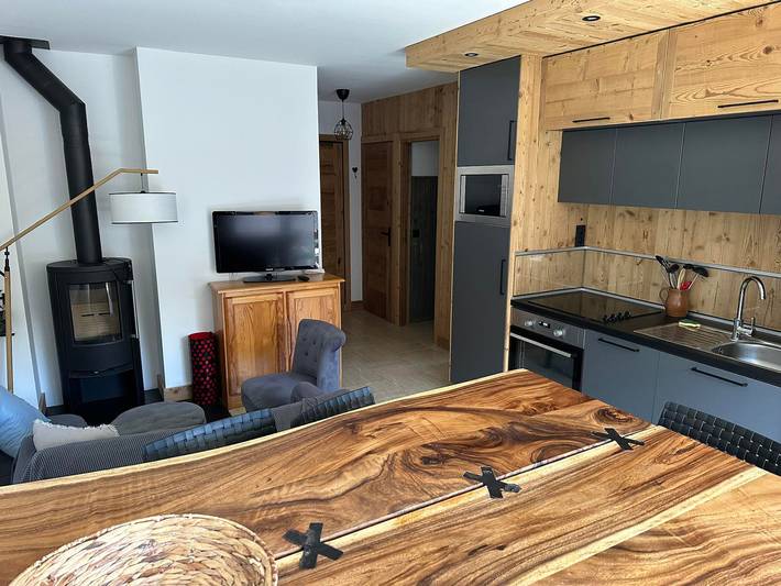 Entire apartment, 3-room apartment for 6 people near the slopes in Combloux, Pays du Mont-Blanc