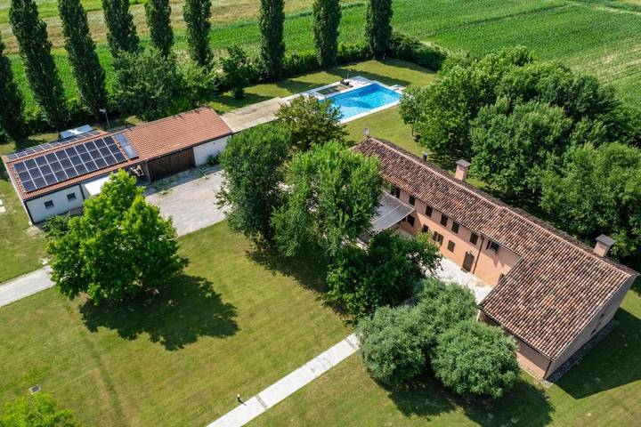 Appartement de vacances pour 4 personnes, avec terrasse ainsi que piscine et jardin - 1